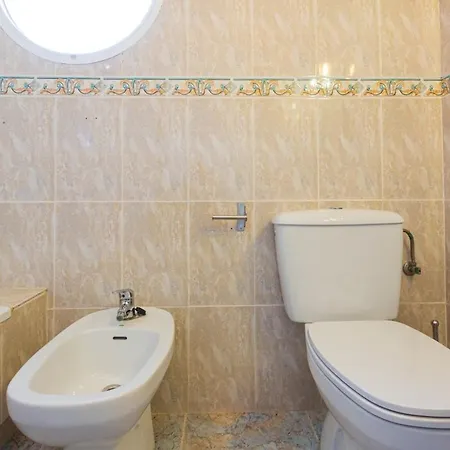 Coastal Comfort With Pool & Parking *